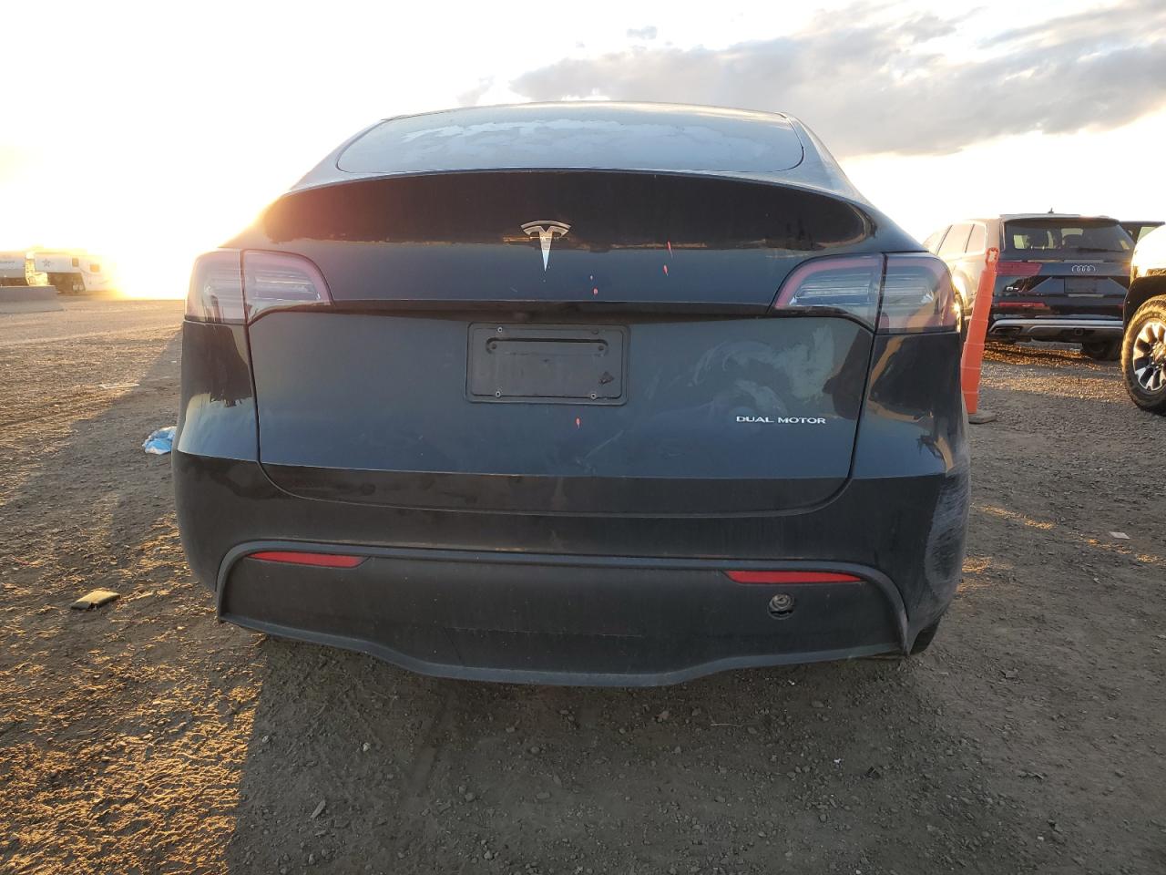 2023 Tesla Model Y VIN: 7SAYGDEE0PF964218 Lot: 86650105