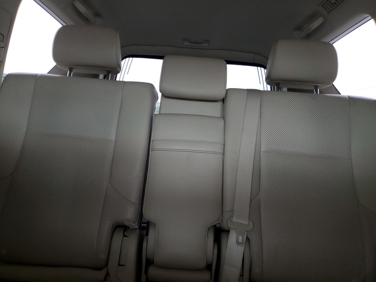 2012 Lexus Gx 460 VIN: JTJBM7FX6C5049251 Lot: 85743455