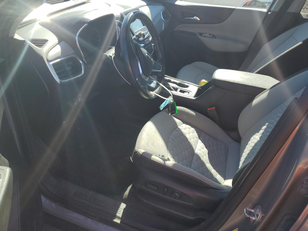 2018 Chevrolet Equinox Premier VIN: 2GNAXVEV5J6281956 Lot: 86134965