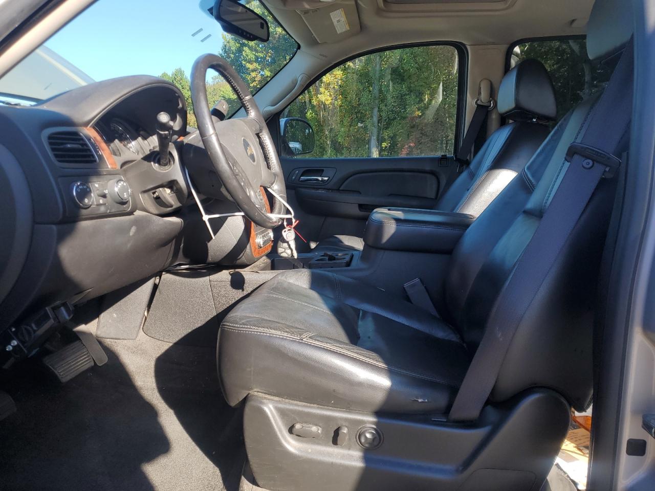 2007 Chevrolet Suburban K1500 VIN: 1GNFK16377J300447 Lot: 84861845