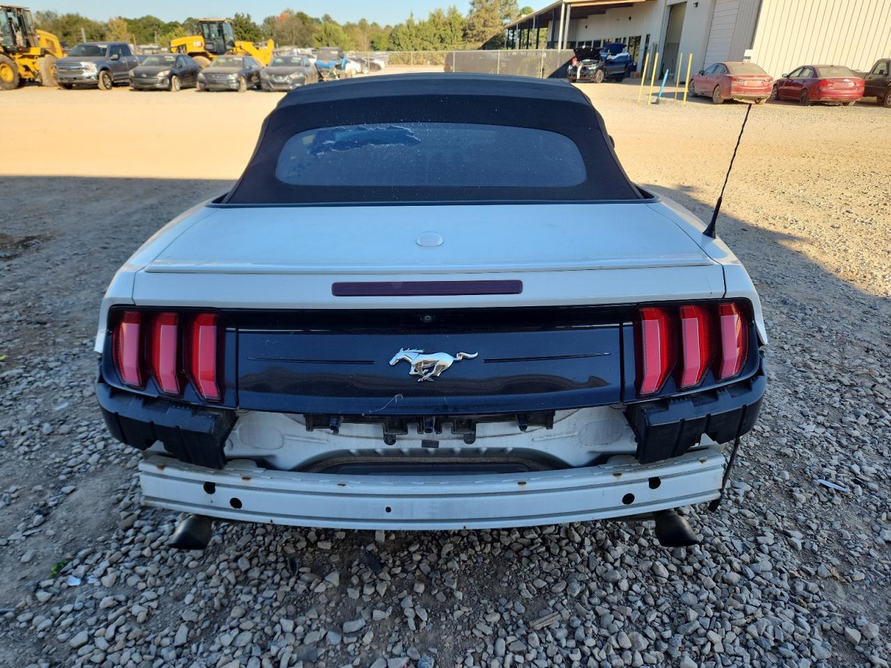 2018 Ford Mustang VIN: 1FATP8UHXJ5124293 Lot: 82556705