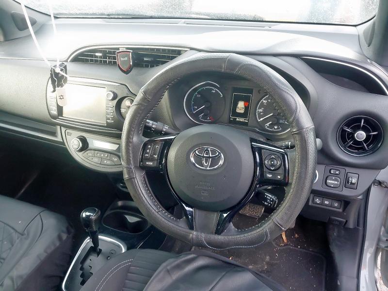 2018 TOYOTA YARIS 1.5 VVT-I Y20 5DR CVT [BI-TONE]