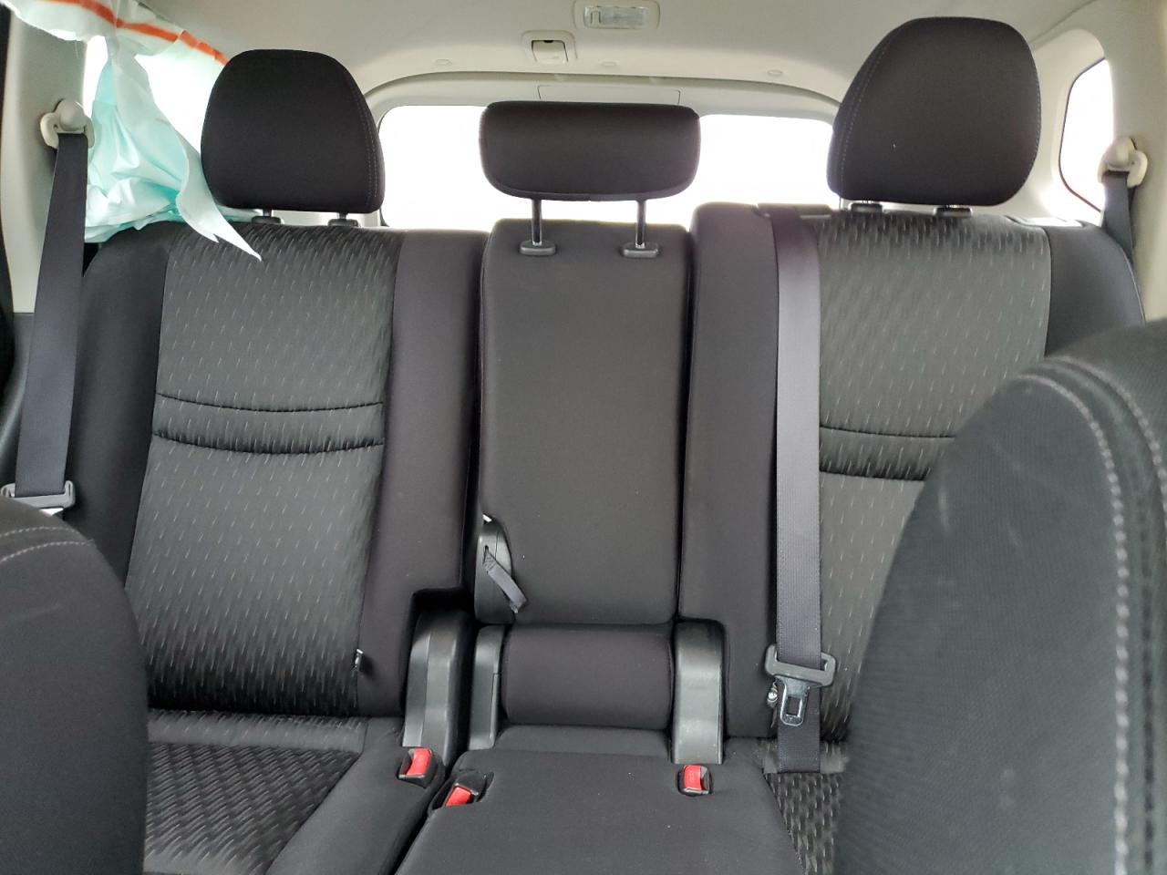 2017 Nissan Rogue S VIN: JN8AT2MT8HW401238 Lot: 86266035