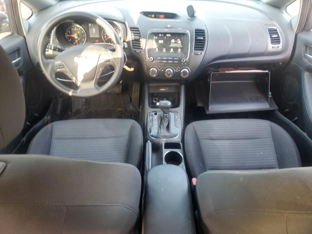 2018 Kia Forte Lx VIN: 3KPFL4A70JE274652 Lot: 84072975