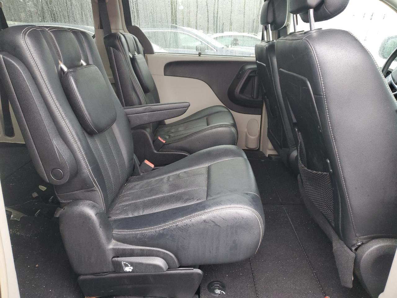 2011 Chrysler Town & Country Touring L VIN: 2A4RR8DG5BR721873 Lot: 86427045