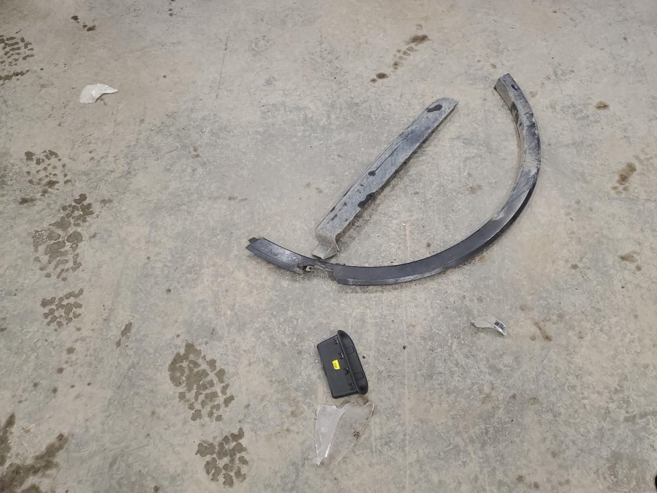 2019 Buick Encore Preferred VIN: KL4CJESB1KB907993 Lot: 84704335