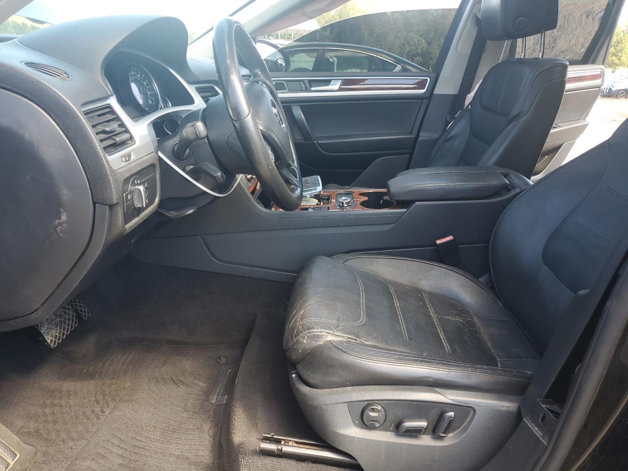 2012 Volkswagen Touareg V6 VIN: WVGEF9BP0CD011365 Lot: 85705665