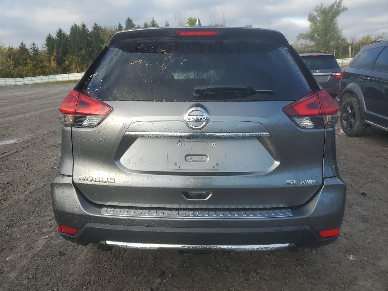 2018 Nissan Rogue S VIN: JN8AT2MV2JW329735 Lot: 86145275
