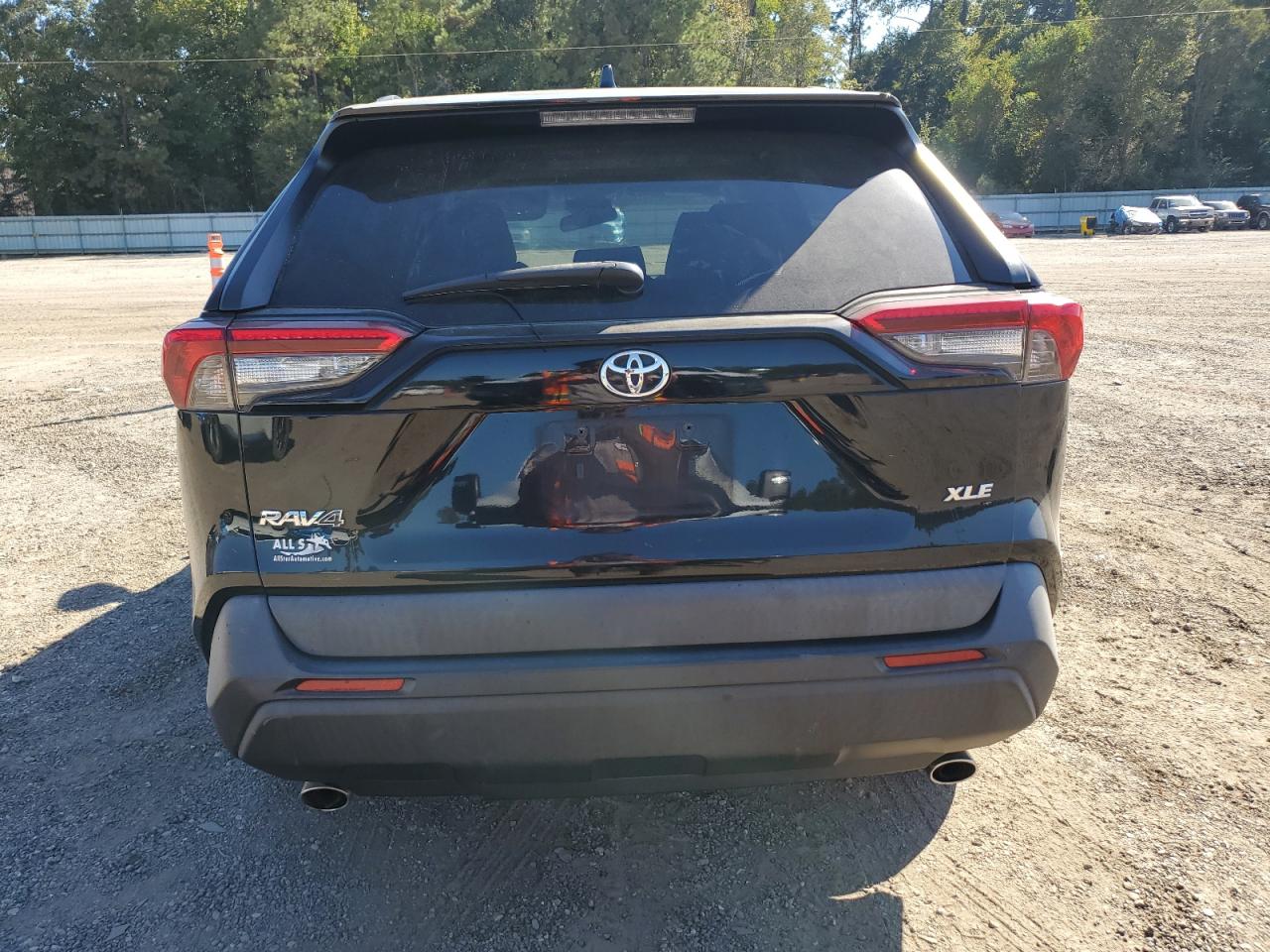2019 Toyota Rav4 Xle VIN: 2T3W1RFV4KW014559 Lot: 86995255