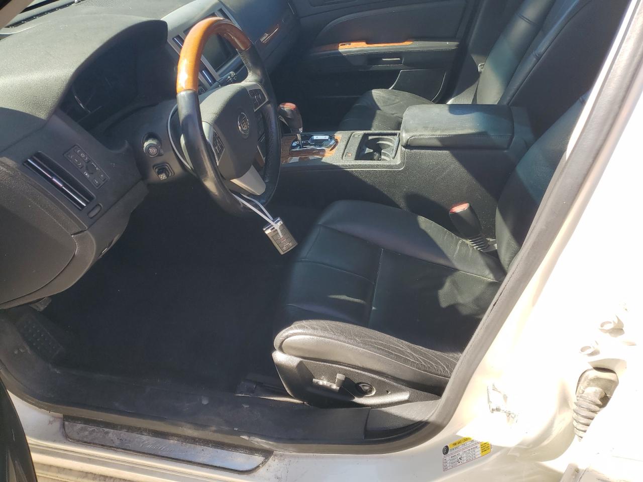 2011 Cadillac Sts Luxury Performance VIN: 1G6DX6ED9B0162470 Lot: 90643785