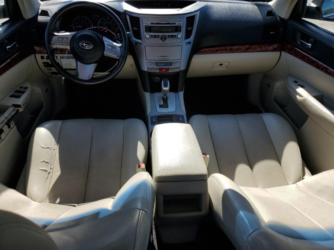 2010 Subaru Legacy 2.5I Limited VIN: 4S3BMBK63A3231291 Lot: 90032075