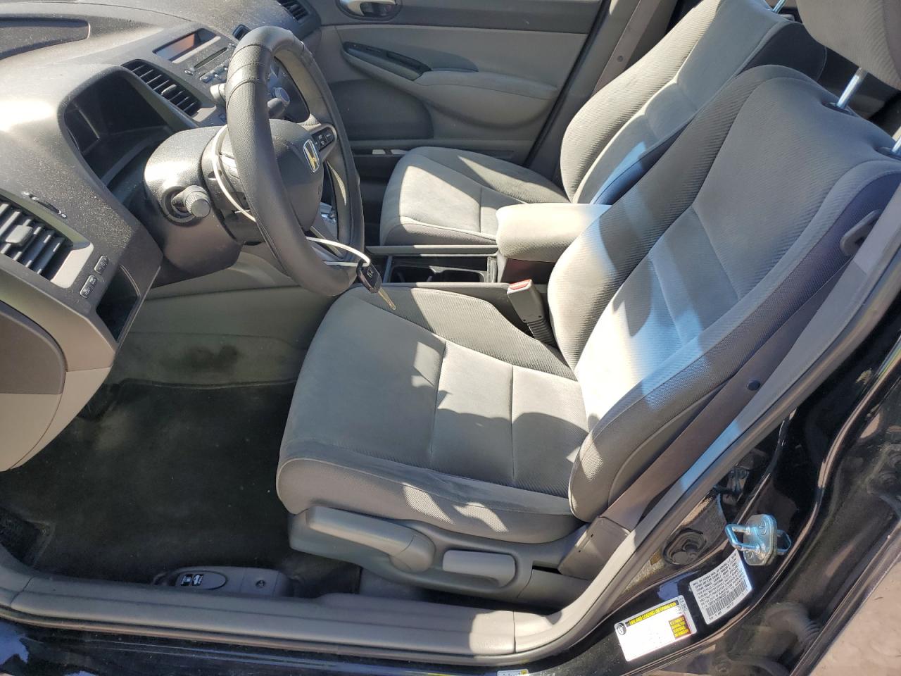 2009 Honda Civic Lx VIN: 19XFA16539E035779 Lot: 85001955