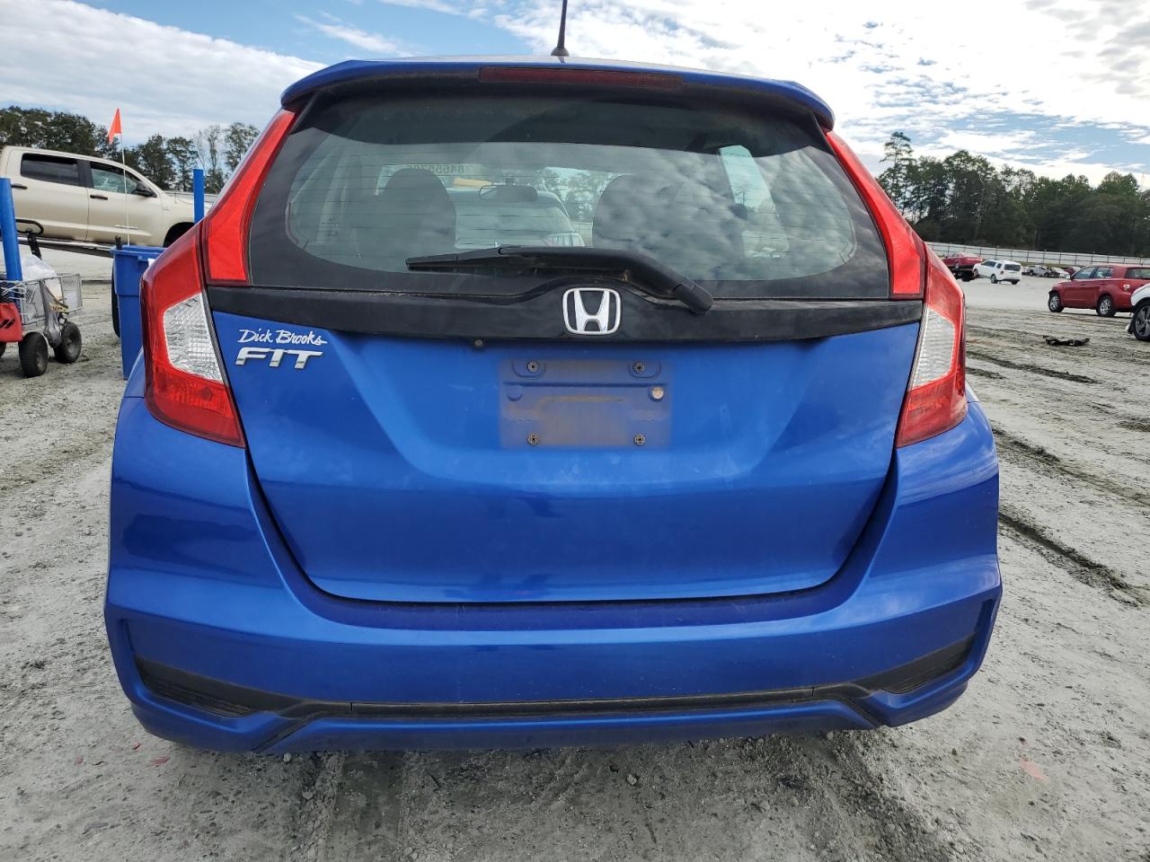 2020 Honda Fit Lx VIN: 3HGGK5H40LM700598 Lot: 84655795