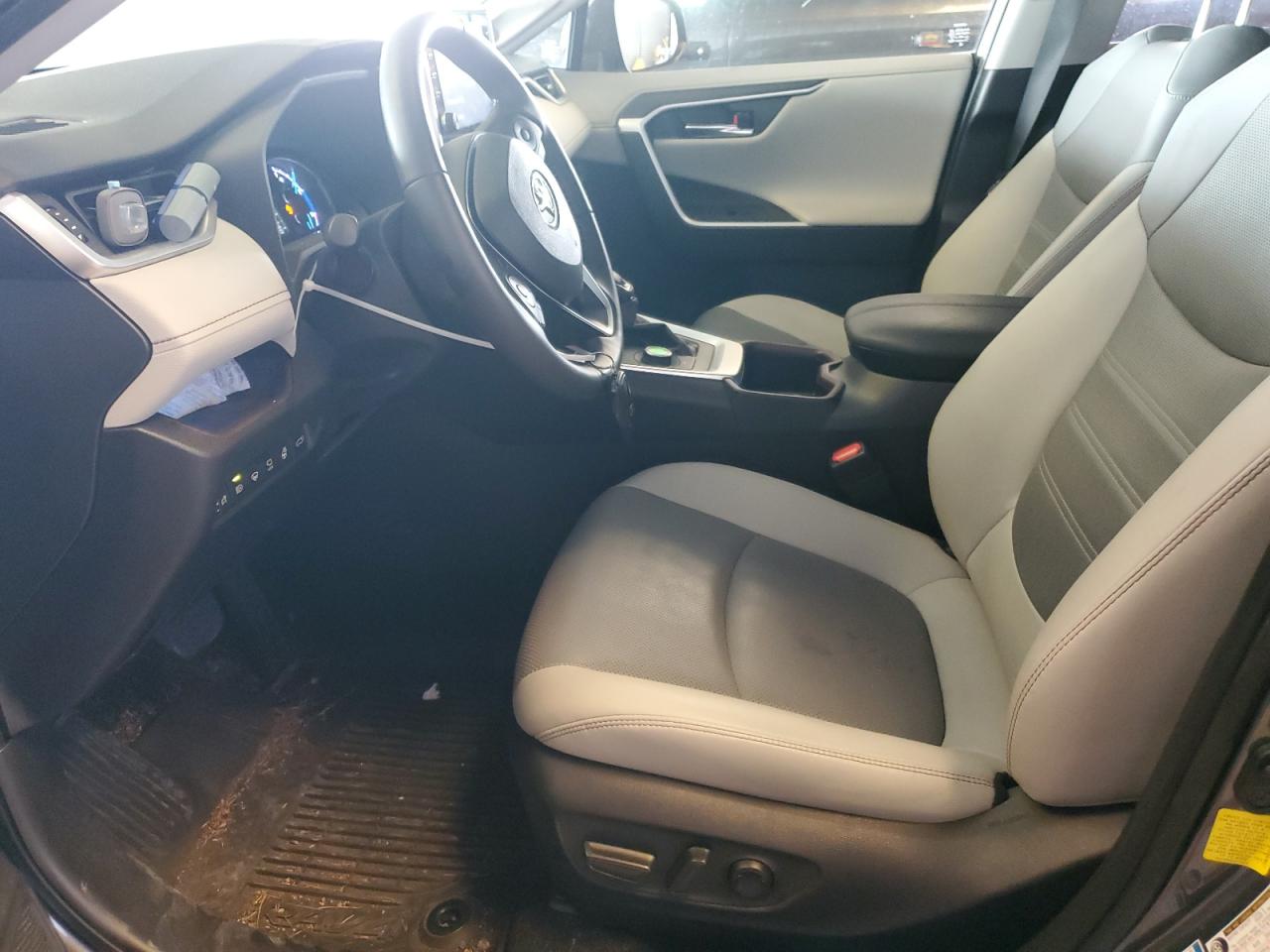 2022 Toyota Rav4 Limited VIN: JTMD6RFV9ND067896 Lot: 85512735