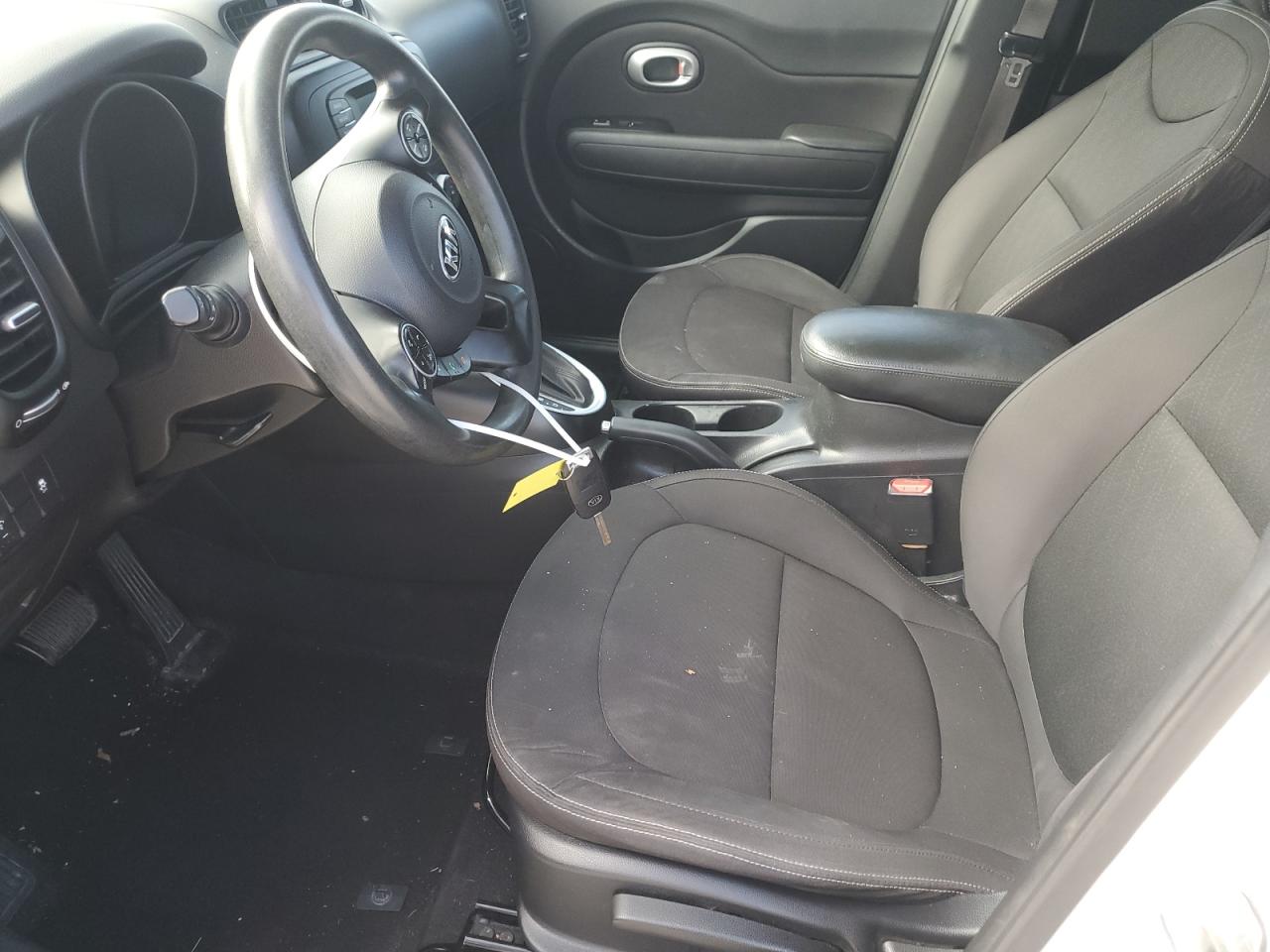 2015 Kia Soul VIN: KNDJN2A26F7228084 Lot: 84985095