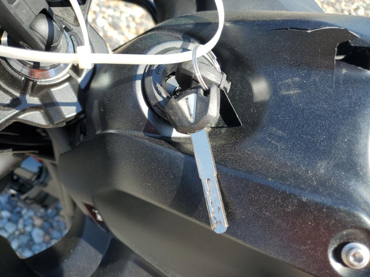 2025 Kawasaki Ex650 R VIN: ML5EXER19SDAF6050 Lot: 82314025