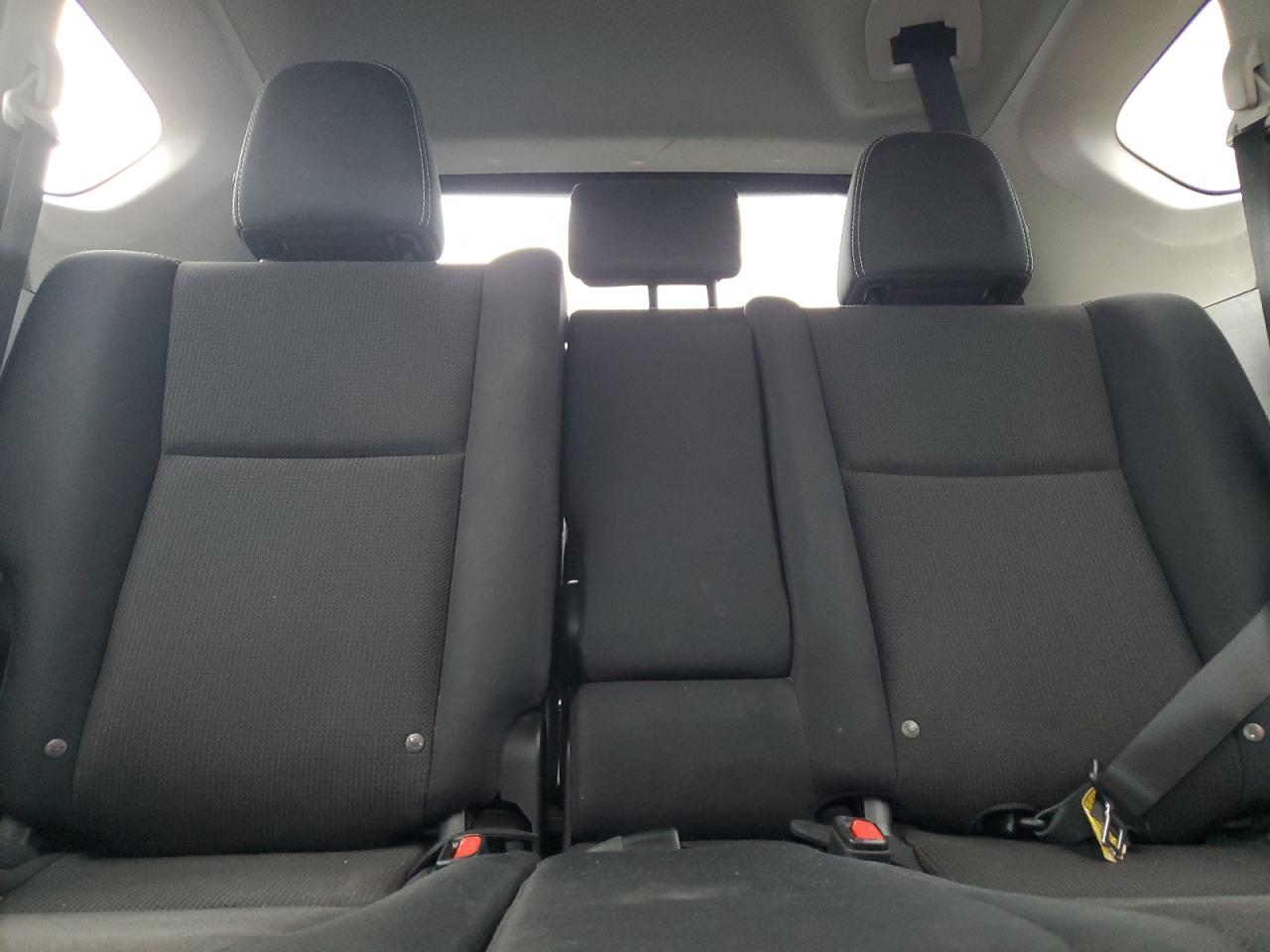 2017 Toyota Rav4 Xle VIN: 2T3RFREV8HW552285 Lot: 85577895