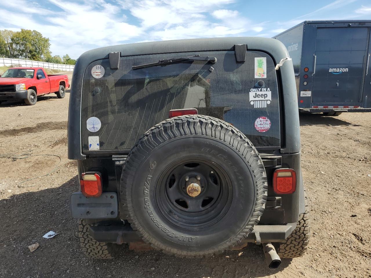 1998 Jeep Wrangler / Tj Sport VIN: 1J4FY19SXWP734488 Lot: 81896775