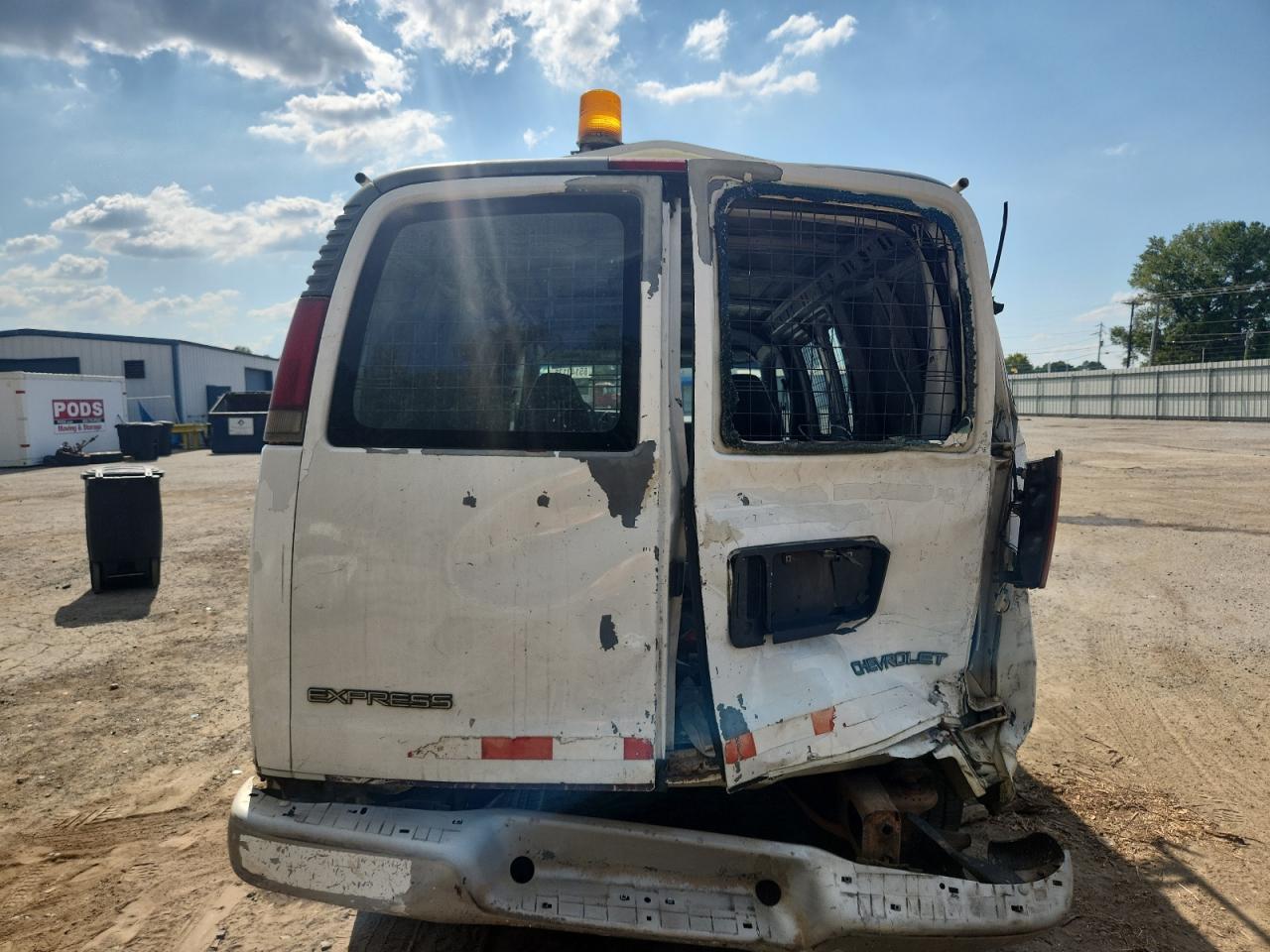 2000 Chevrolet Express G2500 VIN: 1GCFG25WXY1203918 Lot: 85143135