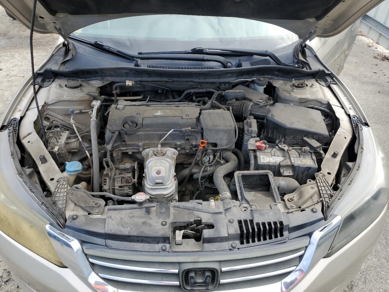 2015 Honda Accord Lx VIN: 1HGCR2F33FA115244 Lot: 84760105