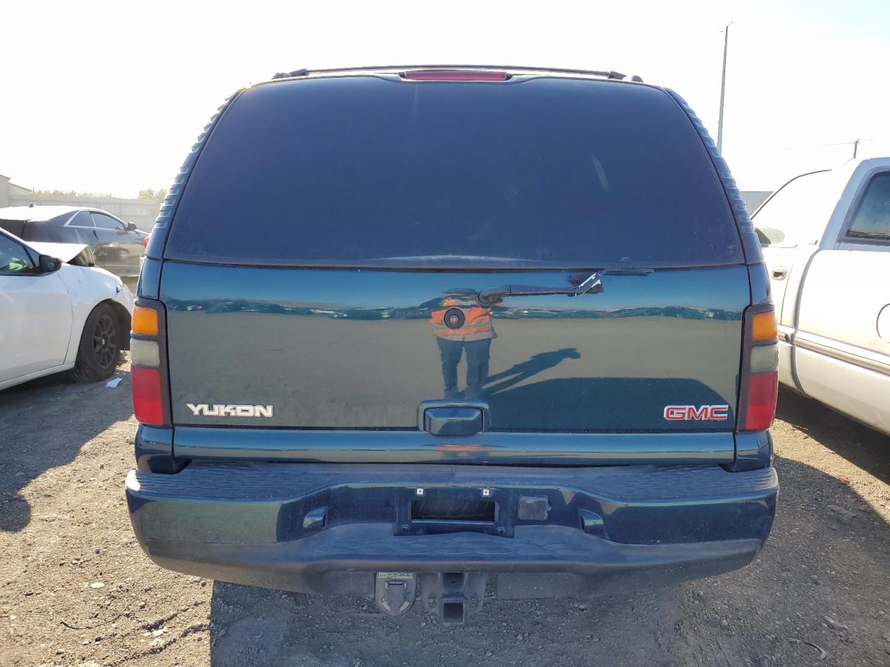 2005 GMC Yukon Denali VIN: 1GKEK63U05J121635 Lot: 84059975