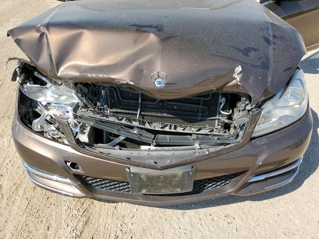 2013 Mercedes-Benz C 250 VIN: WDDGF4HB1DA802105 Lot: 84207175