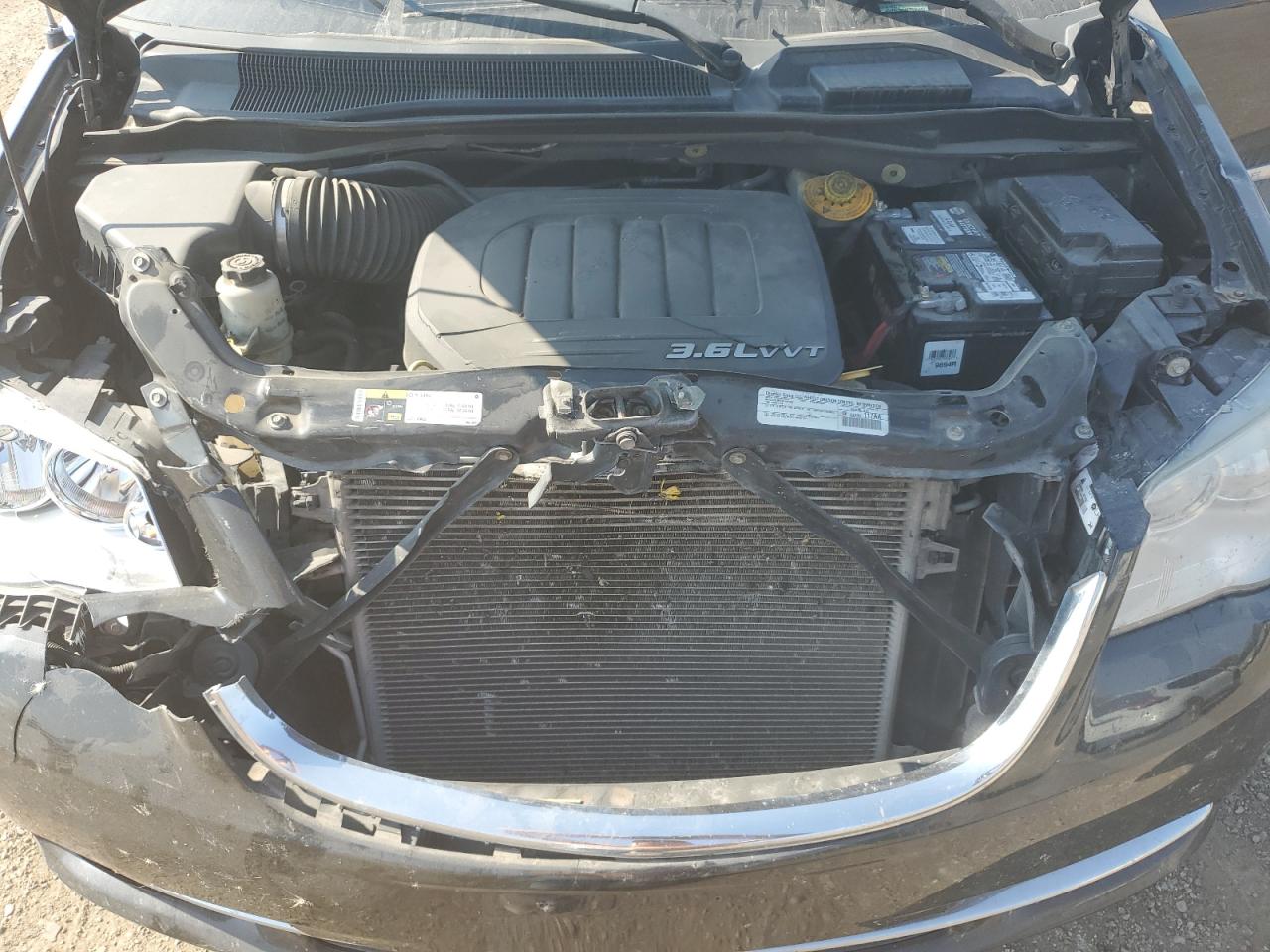 2015 Chrysler Town & Country Touring VIN: 2C4RC1BG9FR565344 Lot: 84783995