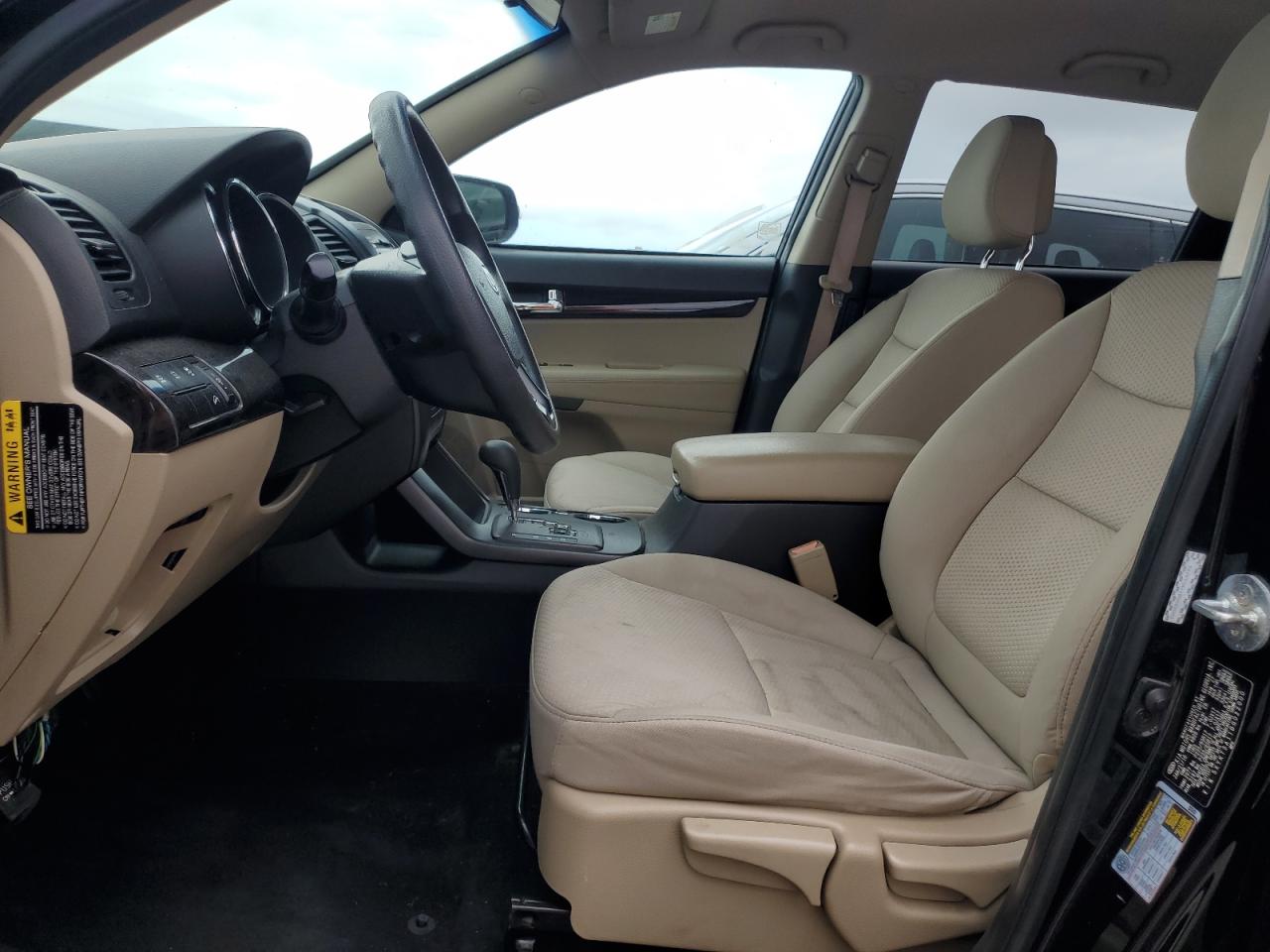 2011 Kia Sorento Base VIN: 5XYKT3A11BG022000 Lot: 82305685