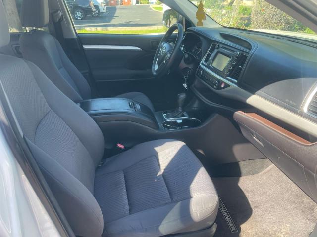 Паркетники TOYOTA HIGHLANDER 2016 Белы