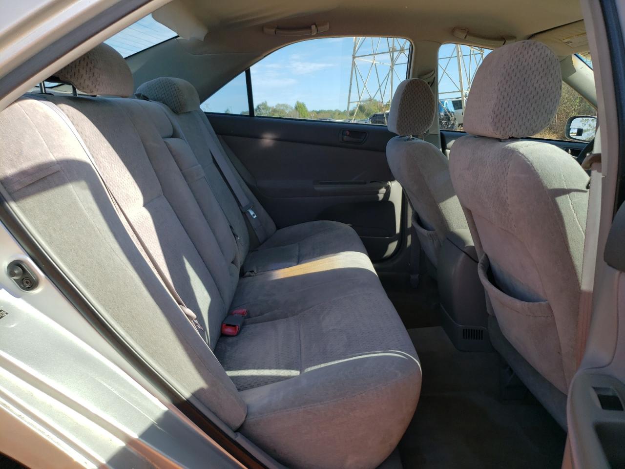 2004 Toyota Camry Le VIN: 4T1BE32K84U897766 Lot: 82230385