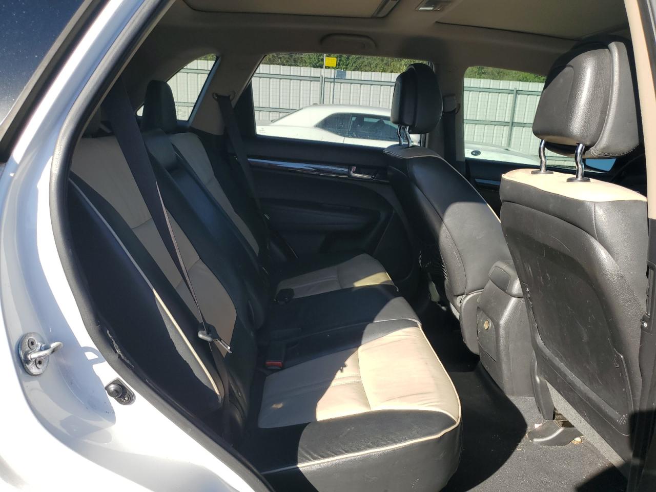 2011 Kia Sorento Ex VIN: 5XYKU4A27BG027035 Lot: 87217135
