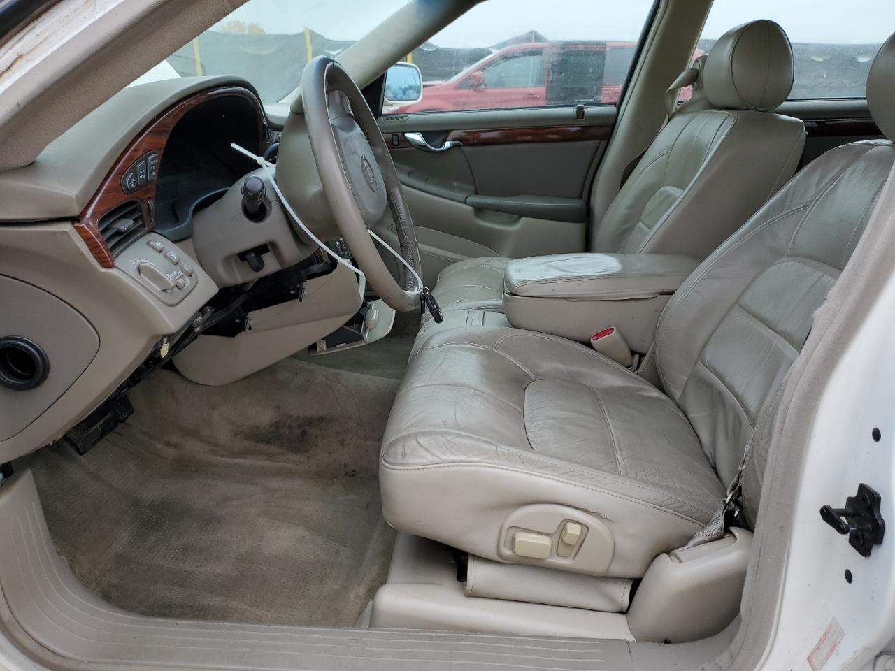 2004 Cadillac Deville VIN: 1G6KD54Y84U117305 Lot: 90316565