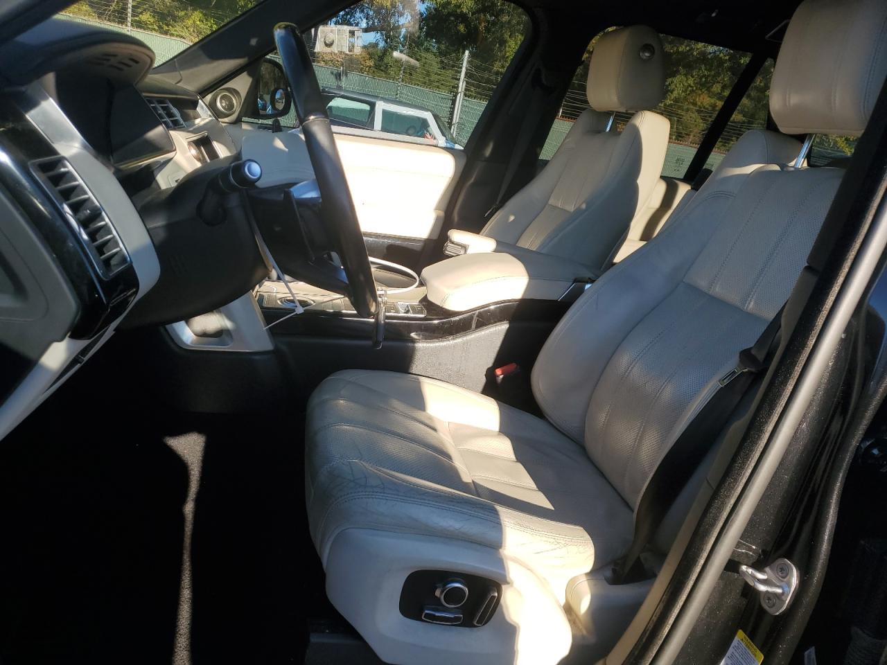 SALGS2FE0HA369933 2017 Land Rover Range Rover Supercharged