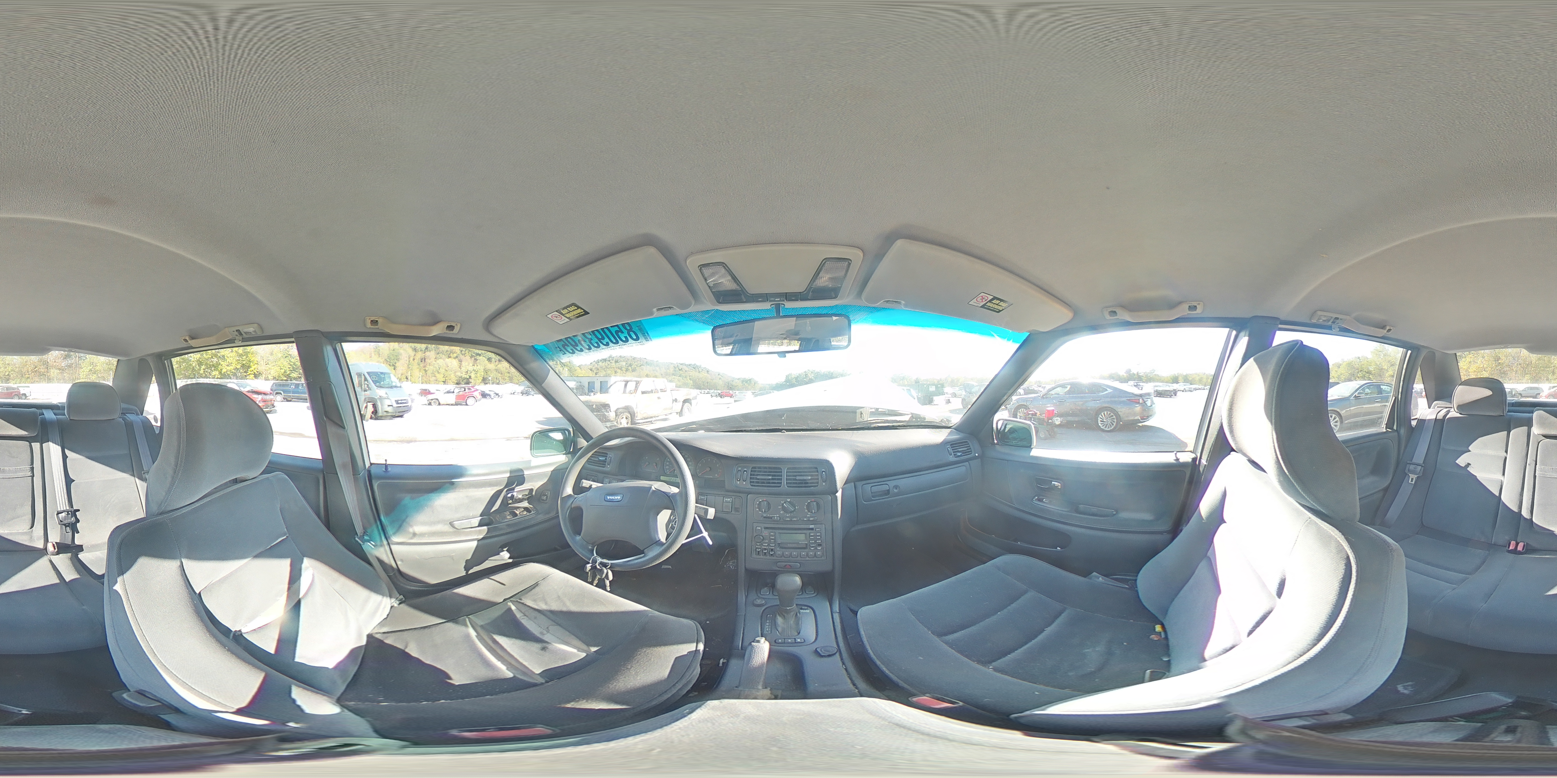 1998 Volvo S70 VIN: YV1LS5574W2522051 Lot: 85093595