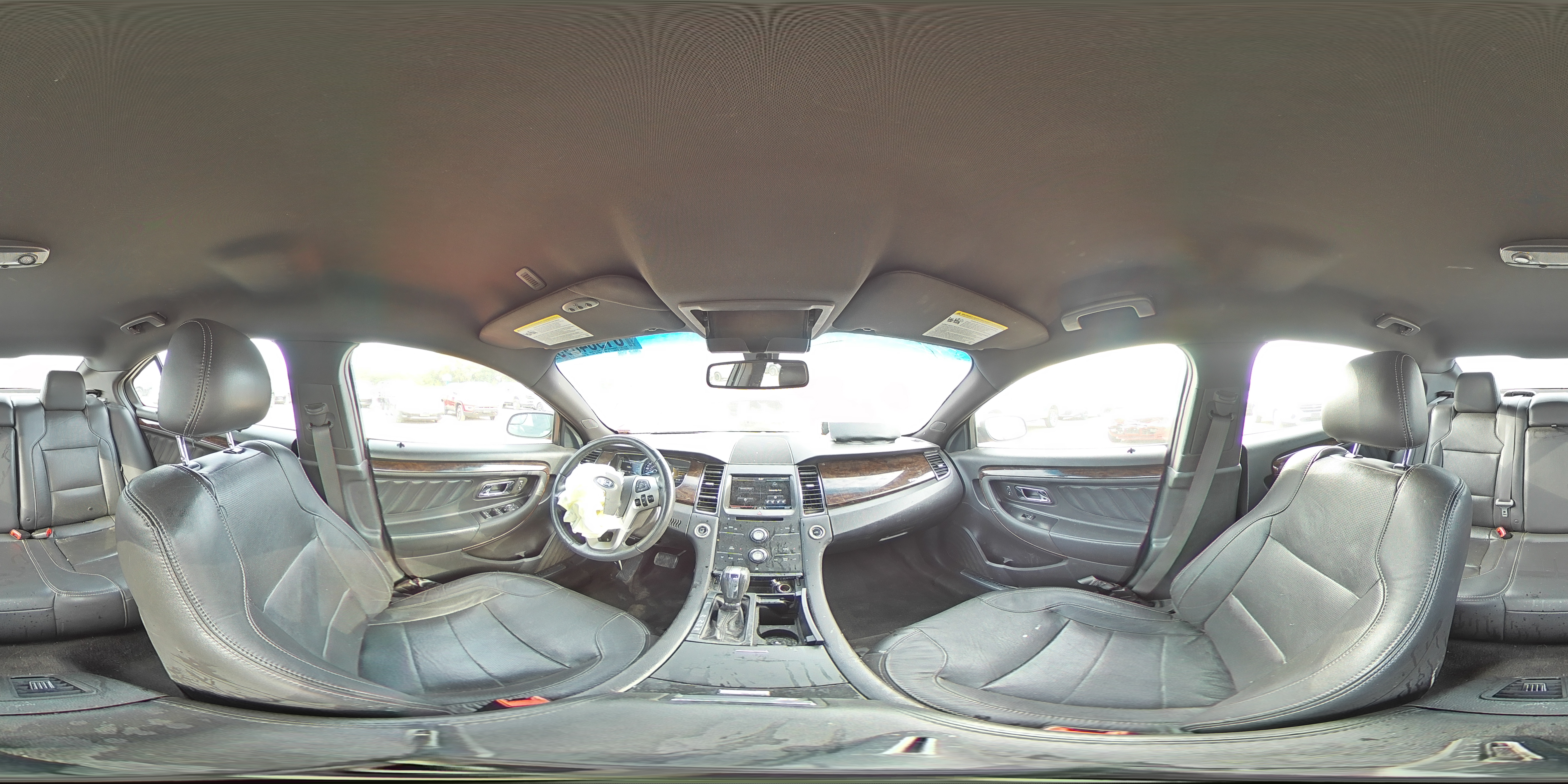 2015 Ford Taurus Limited VIN: 1FAHP2F82FG133453 Lot: 81984095