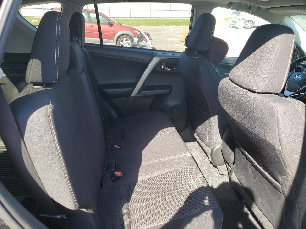 2016 Toyota Rav4 Xle VIN: 2T3RFREV3GW422753 Lot: 84913605