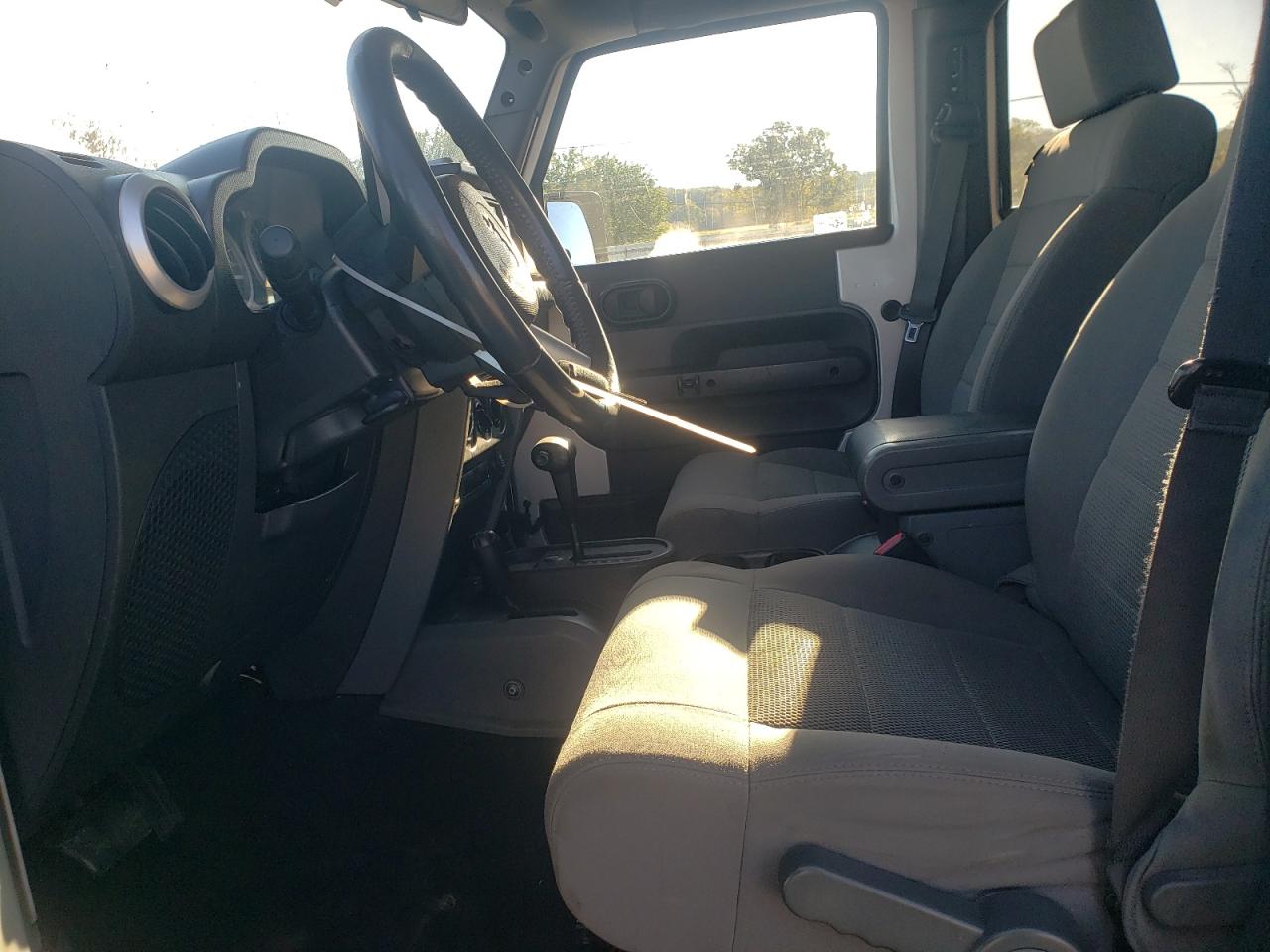 2008 Jeep Wrangler Unlimited Sahara VIN: 1J8GA59148L544234 Lot: 82327065