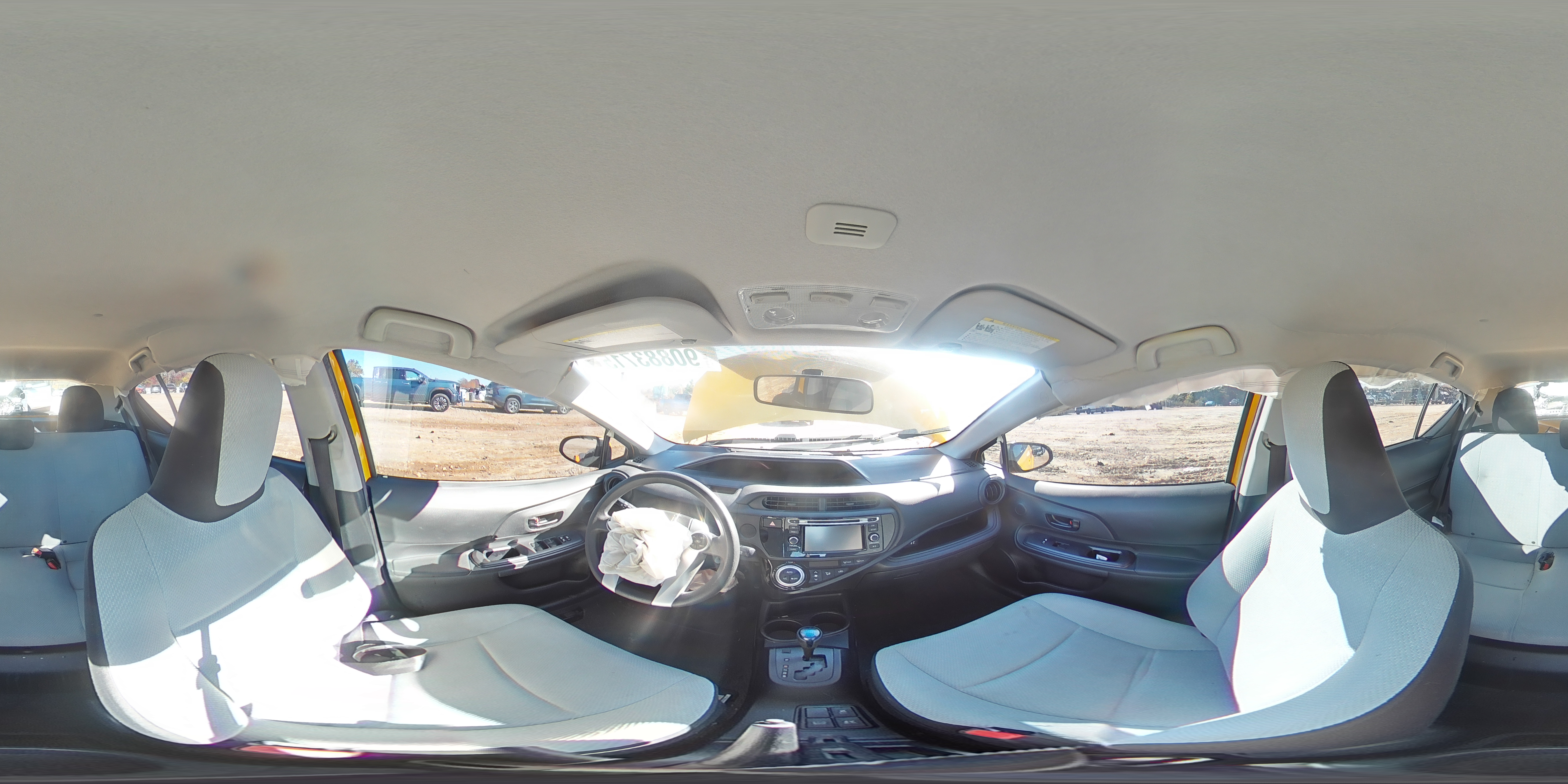 2015 Toyota Prius C VIN: JTDKDTB30F1093157 Lot: 90883715