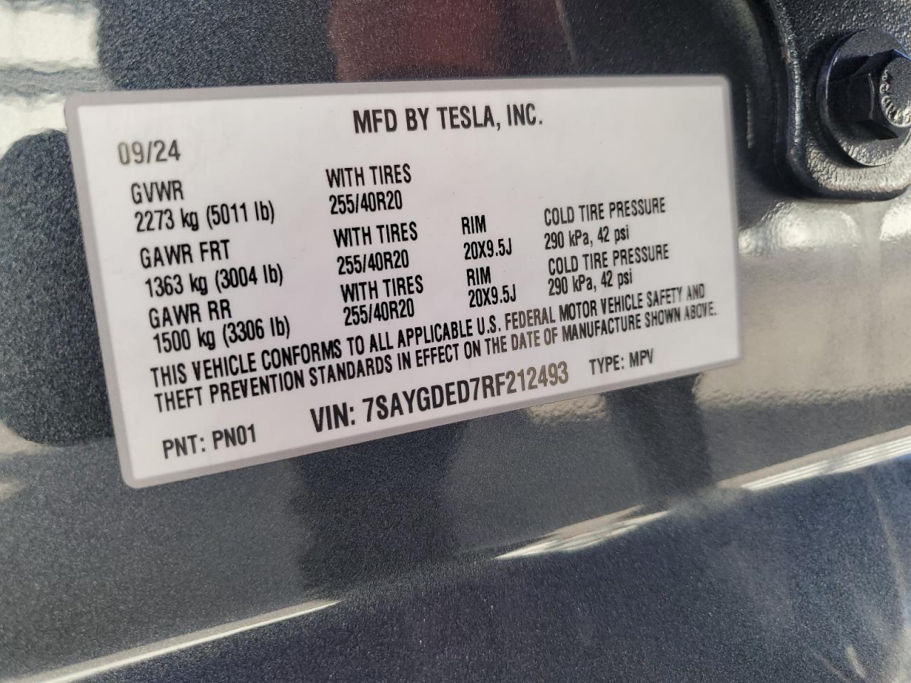 2024 Tesla Model Y VIN: 7SAYGDED7RF212493 Lot: 82731885