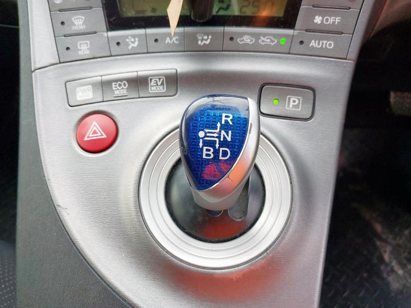 2015 TOYOTA PRIUS HYBRID 