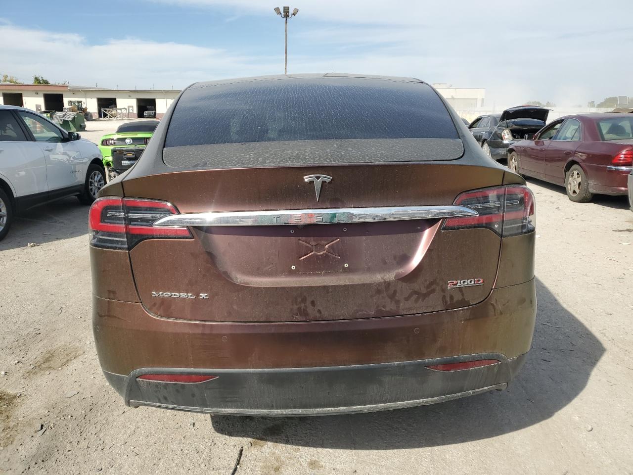 2017 Tesla Model X VIN: 5YJXCDE41HF039623 Lot: 84987135