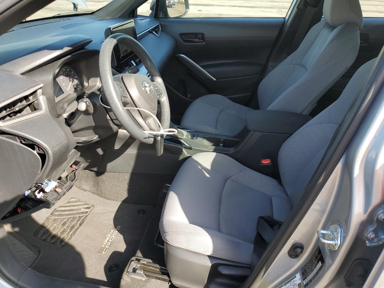 2023 Toyota Corolla Cross Le VIN: 7MUFBABG6PV005267 Lot: 85154915