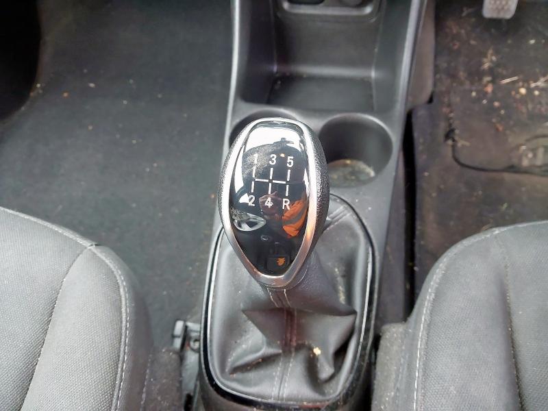 2017 VAUXHALL VIVA SE AC 
