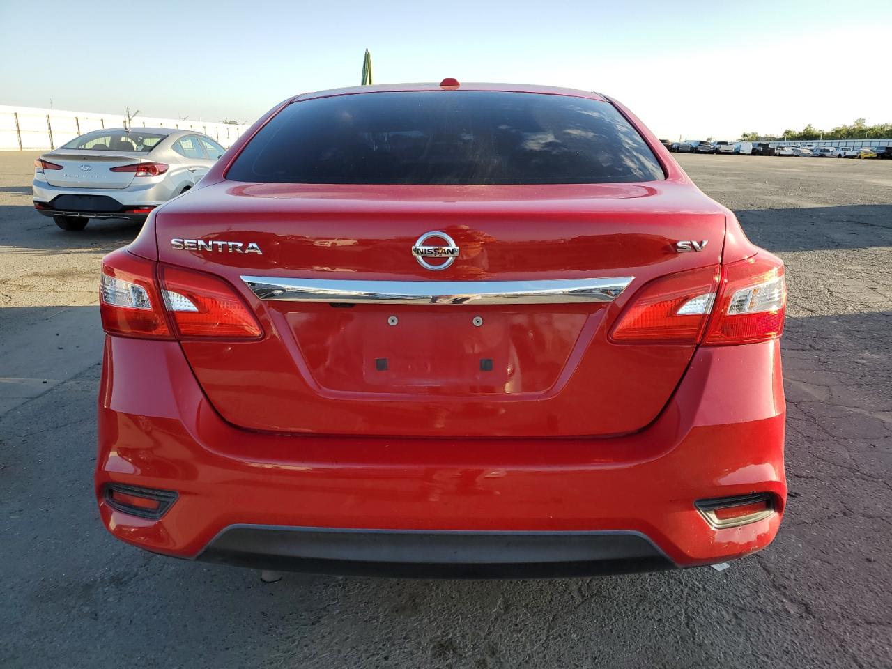 2017 Nissan Sentra S VIN: 3N1AB7AP4HL698472 Lot: 84301945