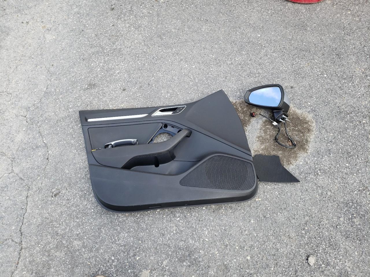 2017 Audi A3 Premium VIN: WAUB8GFF2H1047992 Lot: 87378055