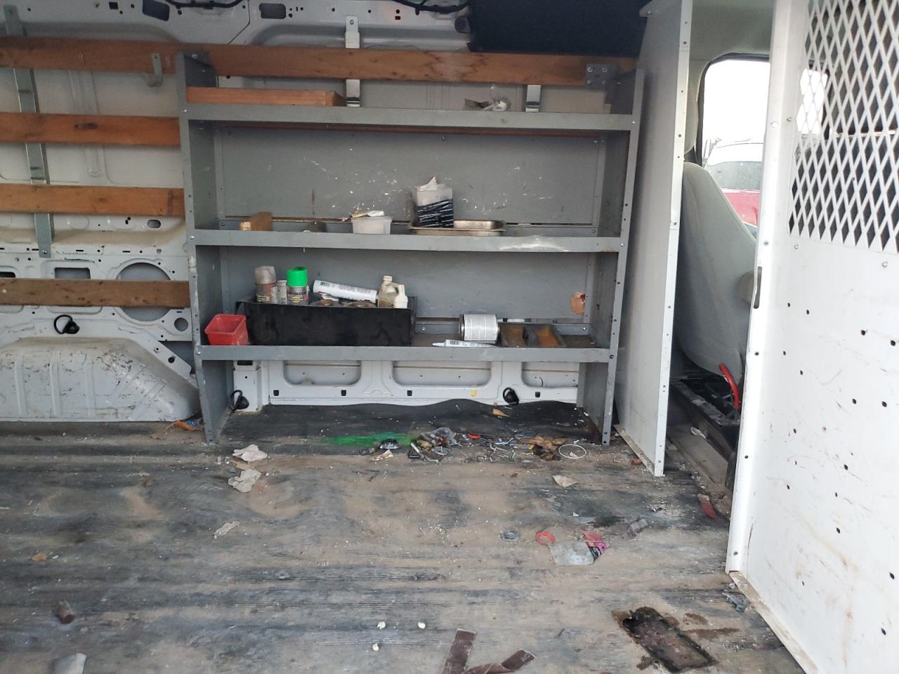 2015 Ford Transit Cargo Van T- VIN: 1FTNR1ZM0FKA35030 Lot: 82493025