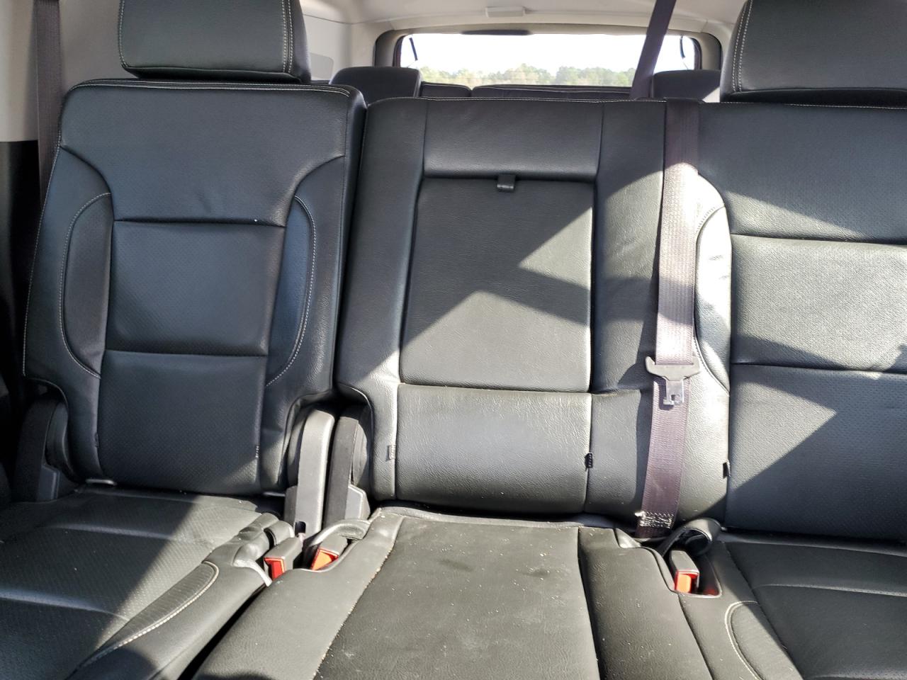 2016 GMC Yukon Xl K1500 Sle VIN: 1GKS2FKC4GR303368 Lot: 85346775