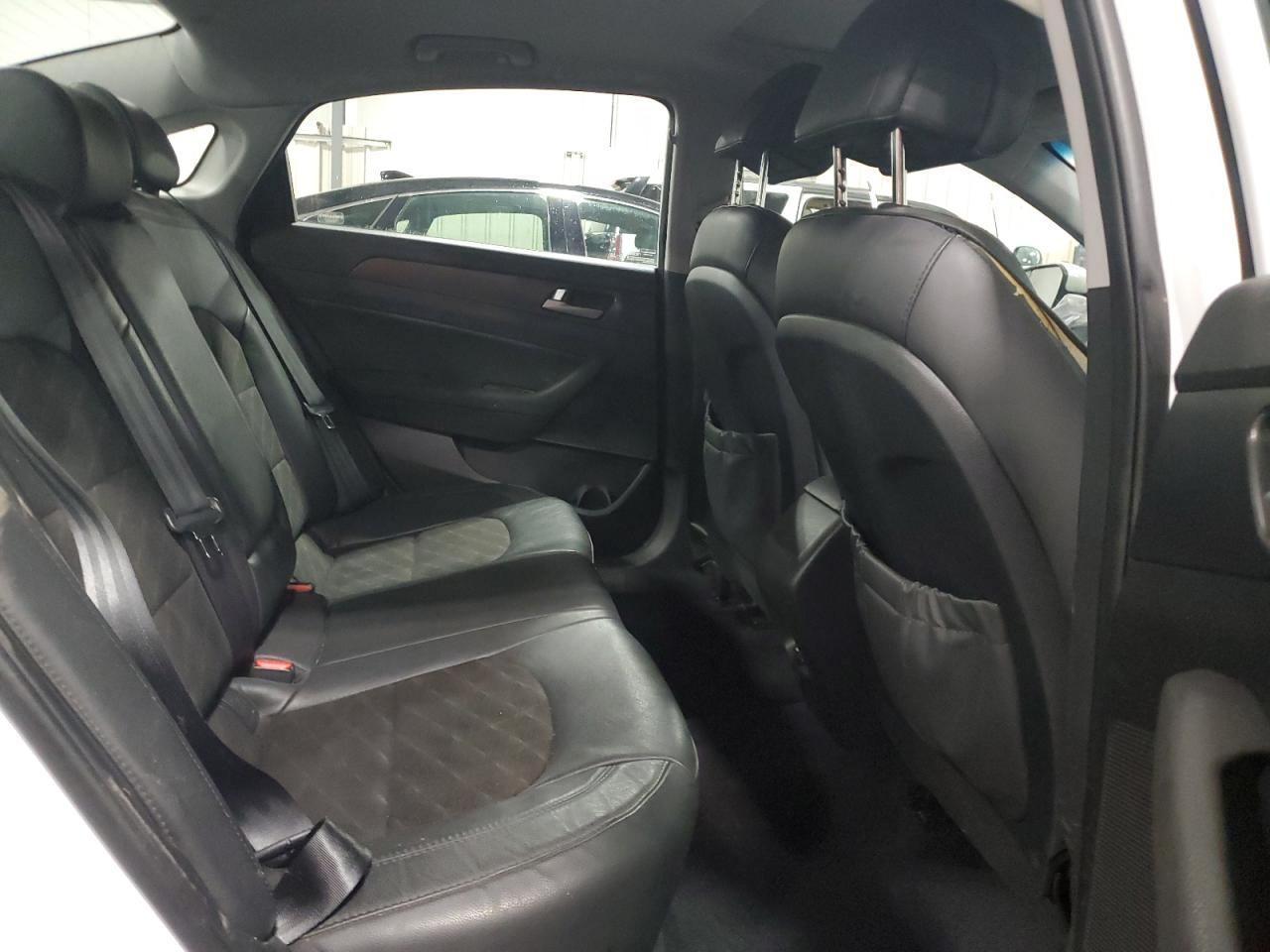 2017 Hyundai Sonata Sport VIN: 5NPE34AF8HH561021 Lot: 86153825