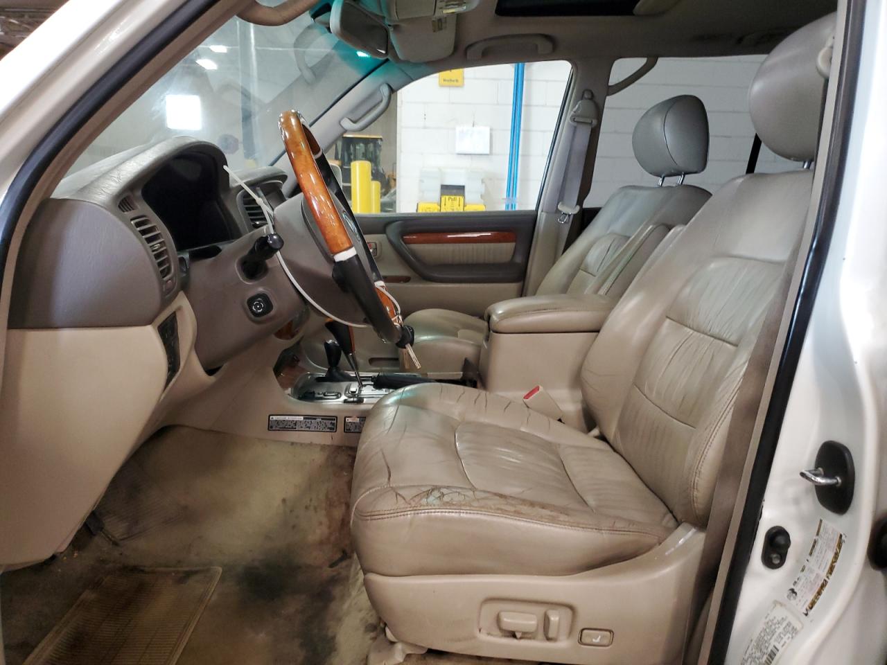 2004 Lexus Lx 470 VIN: JTJHT00W143540053 Lot: 87364585