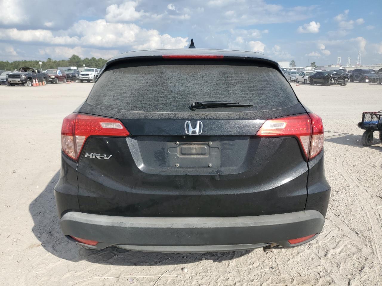 2016 Honda Hr-V Lx VIN: 3CZRU5H36GM725515 Lot: 82560545